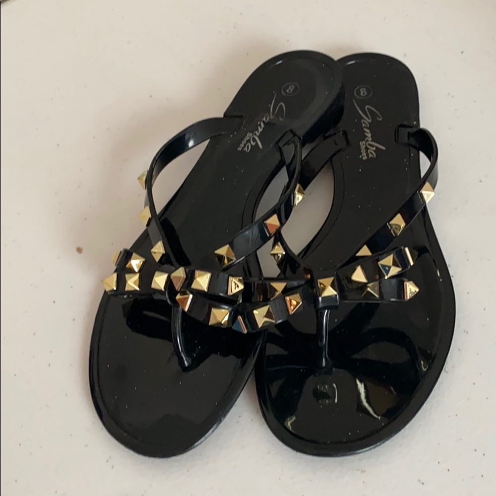 Samba sandals